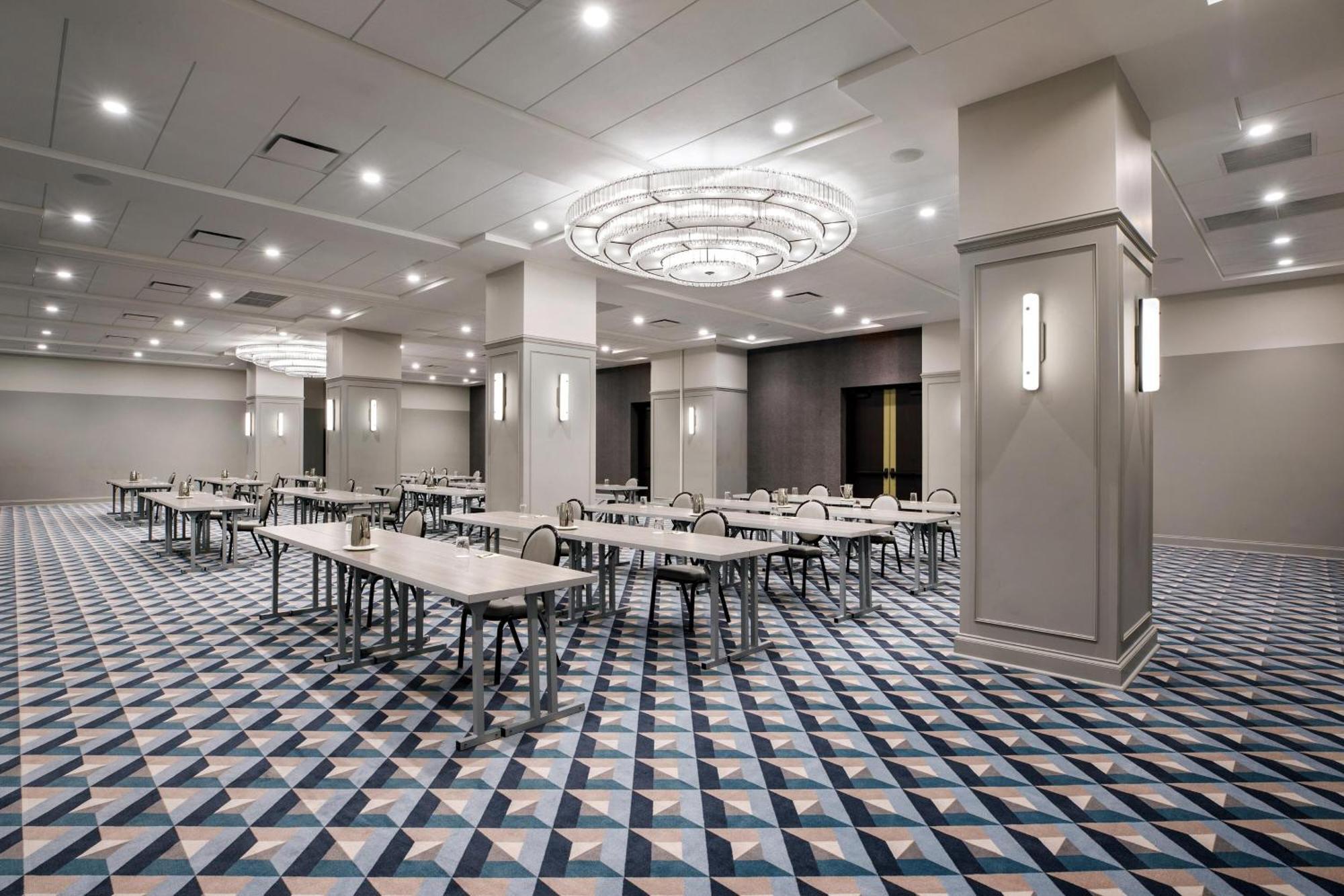 Cyrus Hotel, Topeka, A Tribute Portfolio Hotel المظهر الخارجي الصورة